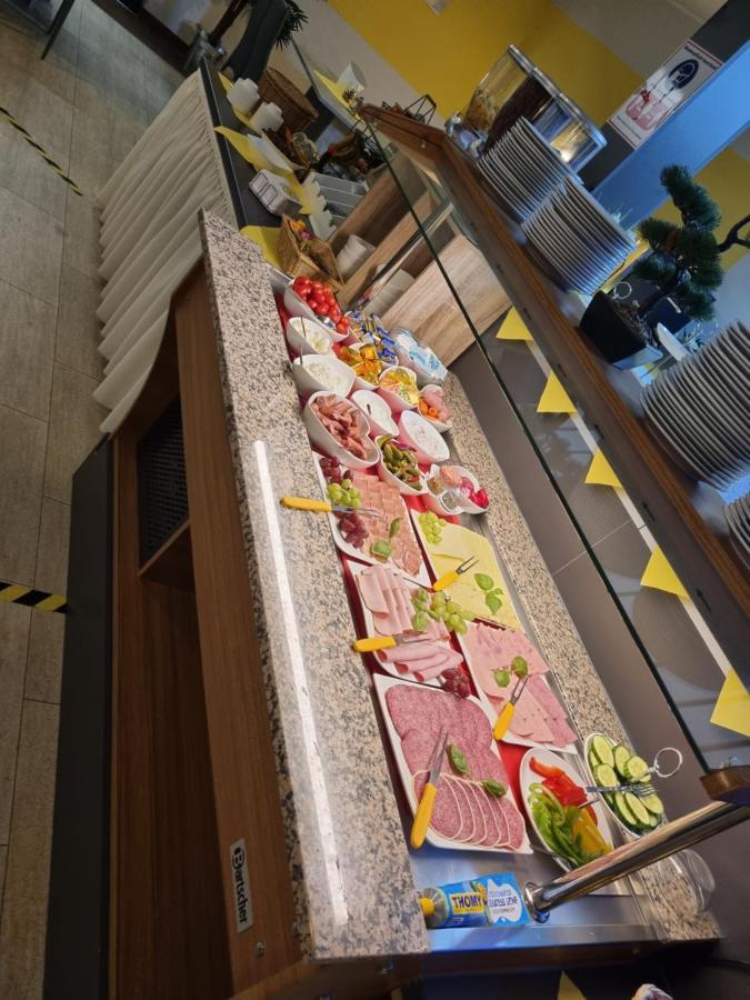 Hotel Zum Ochsen Wonsheim Exteriör bild