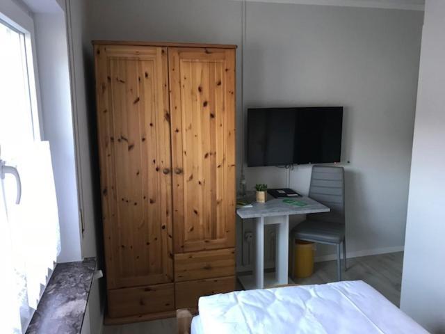 Hotel Zum Ochsen Wonsheim Exteriör bild