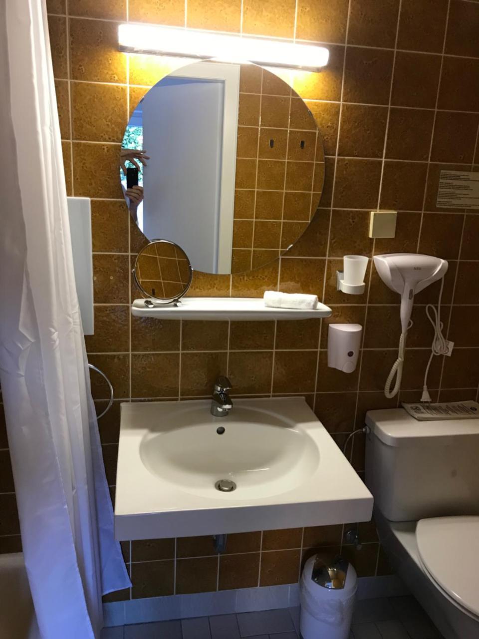 Hotel Zum Ochsen Wonsheim Exteriör bild